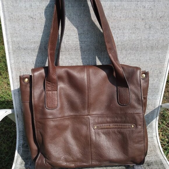 B Makowsky Chocolate Mocha Brown Leather Messenger Style Shoulder Bag - Picture 12 of 16